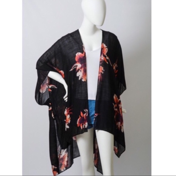 Black Floral Kimono - Picture 3 of 3